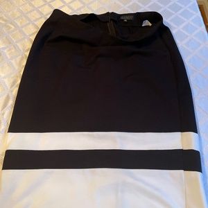 Black and White zipper skirt